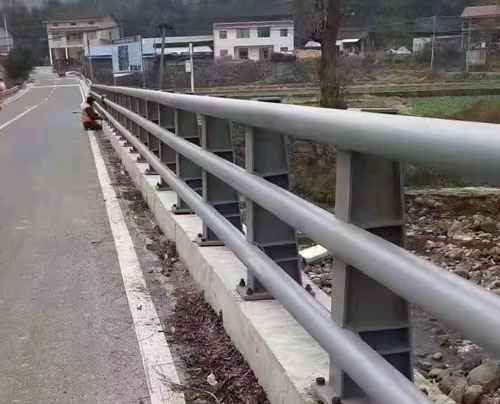 桥梁护栏
