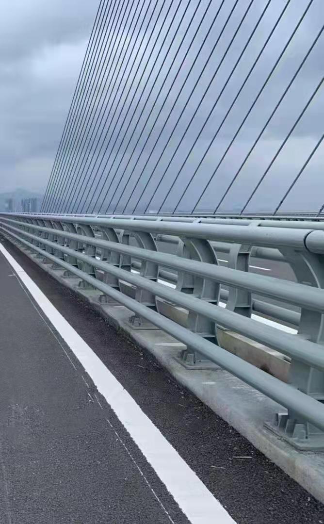 防撞护栏